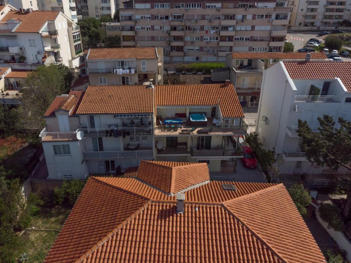Apartments Ribarevic Makarska Exteriör bild