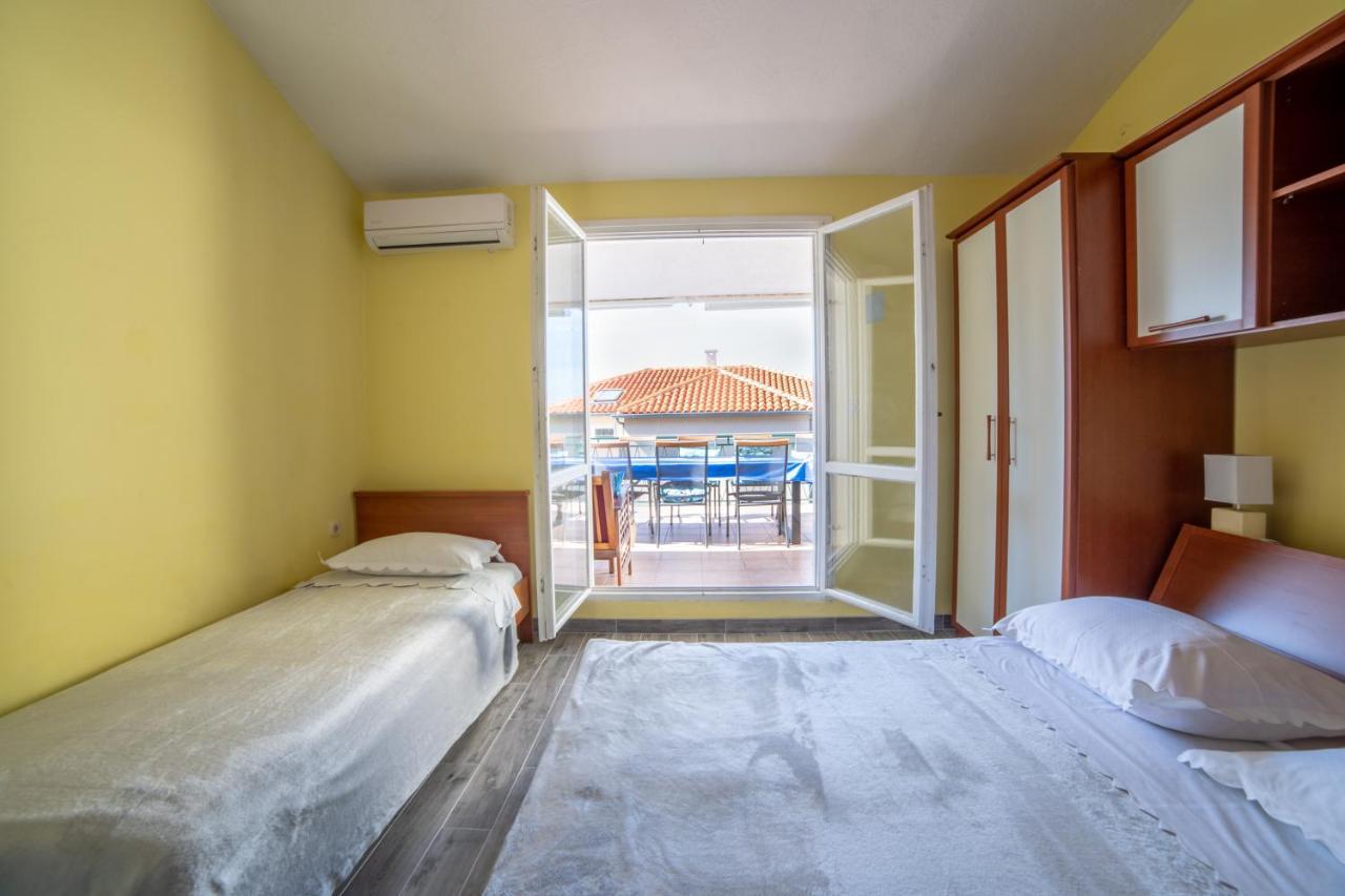 Apartments Ribarevic Makarska Exteriör bild